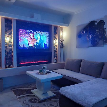 Apartman Star Lux Kula Екстер'єр фото