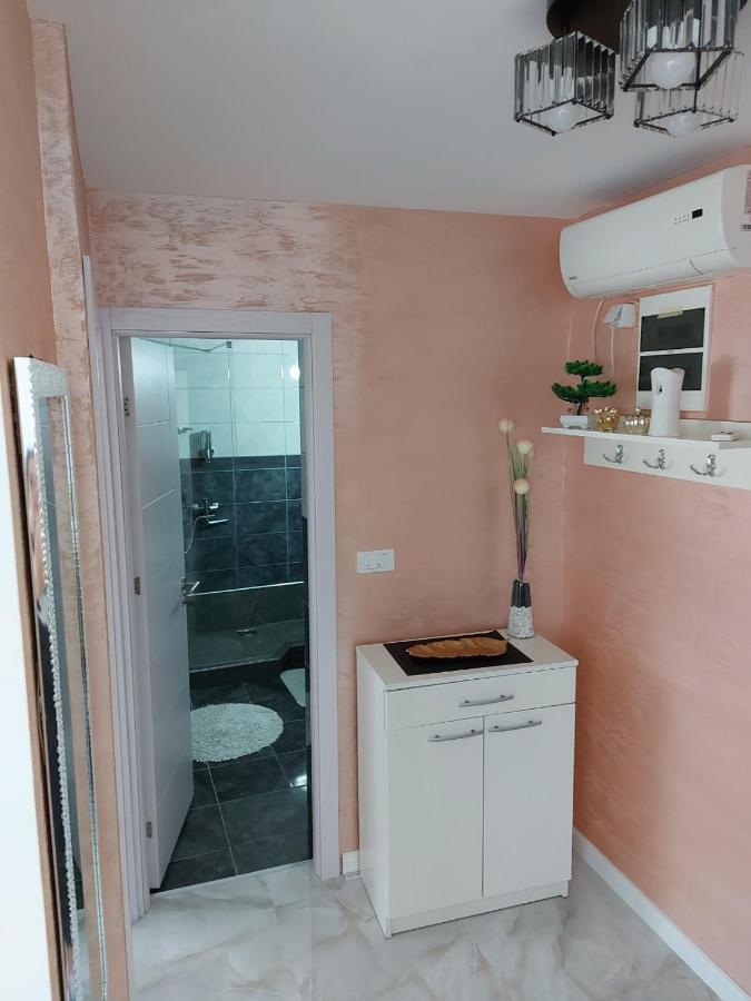 Apartman Star Lux Kula Екстер'єр фото